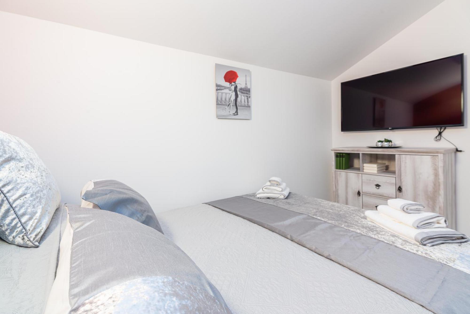 Apartments Cro Adria Stay Medulin Exterior foto
